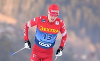 Денис Спицов остался в шаге от медали в классическом масс-старте "Тур де Ски"