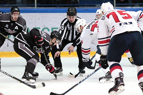 Китайский аутсайдер одолел «Хумо»