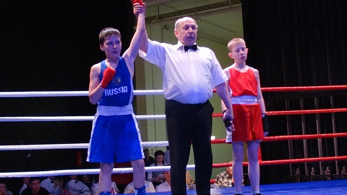 Поколотил финнов на ринге Костомукши