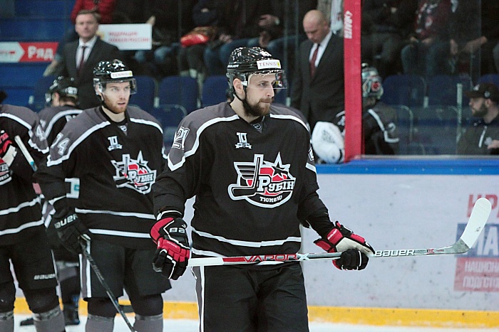 Денис Сандер сыграл 300 матчей в ВХЛ