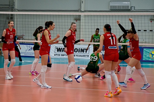 Волейболистки «Тюмени» уверенно одолели соперниц из Калининграда