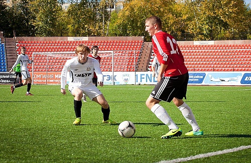 Первенство России. 3-й дивизион. Зона «Урал и Западная Сибирь». ФК «Тюмень-дубль» - «Смена» (Екатеринбург)