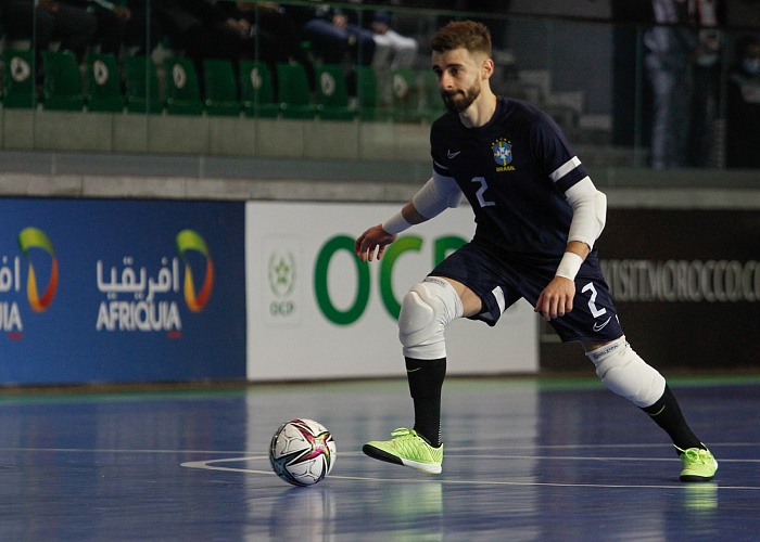 Лео Гужиэл «засушил» дебютную игру за сборную Бразилии