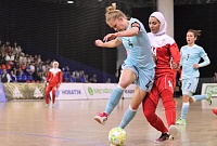 Россиянки обыграли иранских футболисток