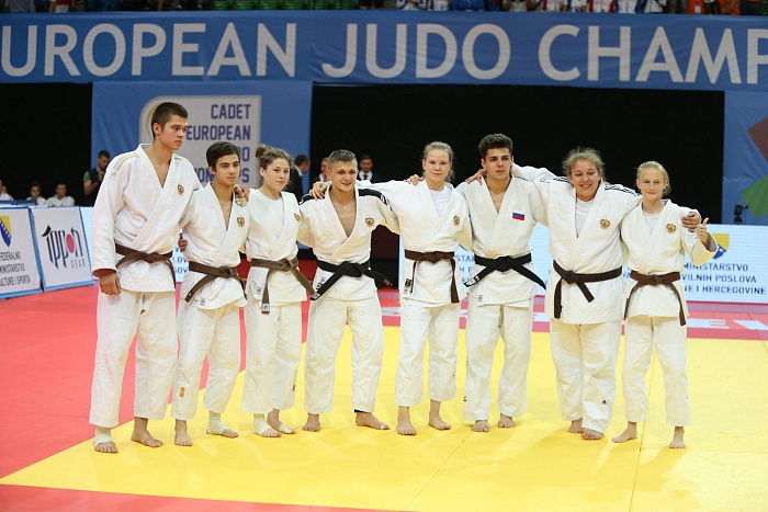 На татами Сараево выиграл командное золото