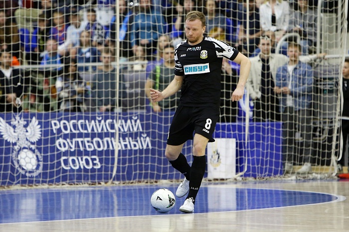 Защитник мини-футбольного клуба «Тюмень» Александр Упалёв: «Хорошо, что до команды дошли определённые слова, которые помогли взбодриться»