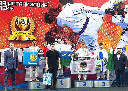 Тюменские рукопашники в Брянске взяли золото и серебро