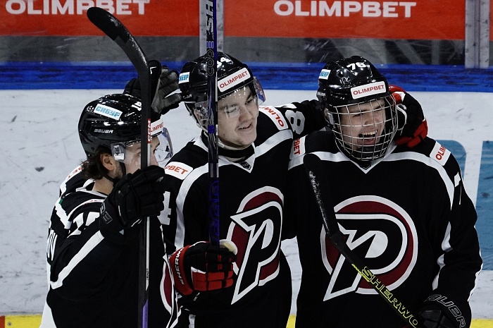 Нападающий хоккейного клуба «Рубин» Алексей Шанаурин: «Испытал шок, когда узнал, что буду играть в первом звене»