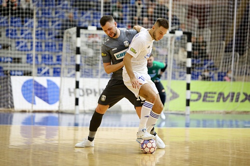 Дай пять в сибирском дерби