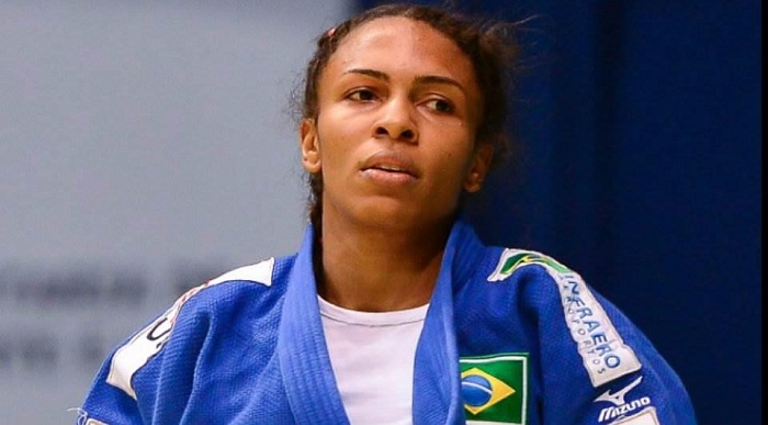 Дзюдоистки преследуют Миранду