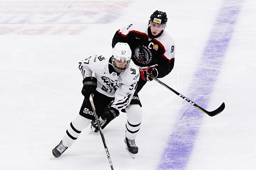 На одной шайбе доехать до победы «Легион» не смог…