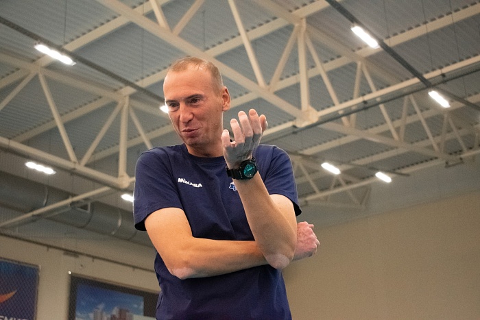 Старший тренер волейбольной команды «Тюмень» Сергей Шульга: «Наше дело — играть, а не обсуждать решения соперника»