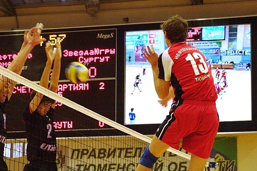 17-летний Игорь Кобзарь против тюменцев. Покажем матч на «Тюменском времени»