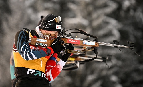 Жёлтый цвет ему к лицу: Эдуард Латыпов выиграл масс-старт и сохранил лидерство в общем зачёте Кубка России по биатлону