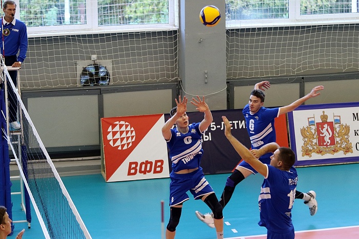 «Тюмень» отыгралась с 0:2 по сетам и победила на тай-брейке!