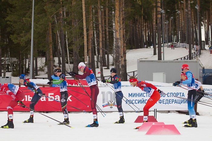Чемпионат России по лыжным гонкам в Тюмени. 7-й соревновательный день. Мужской масс-старт