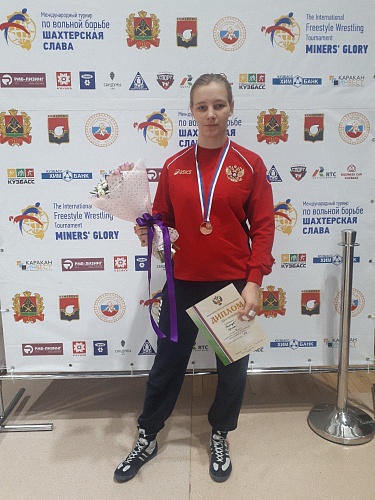 Девушка из Голышманово взяла награду