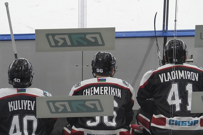Тюменский хоккейный клуб «Рубин» третий раз подряд проиграл на выезде