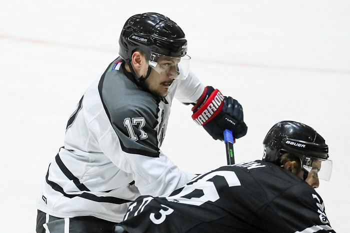 Тюменский хоккейный клуб «Рубин» проиграл в Челябинске по буллитам