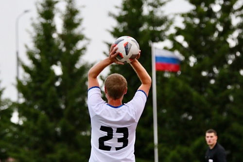 «Запсибнефтехим» вышел на первое место в чемпионате Тобольска по футболу