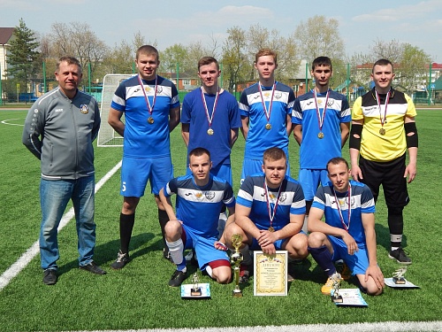 «Союз» разгромил в финале «легионеров» и забрал ишимский Кубок Победы