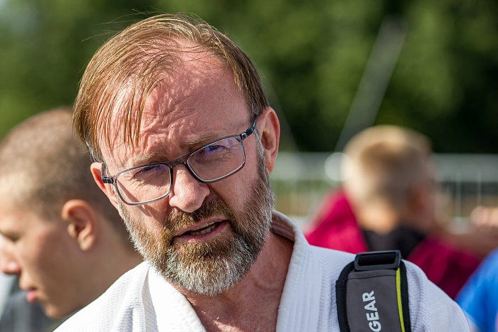 Фестиваль единоборств в День физкультурника на тюменской набережной