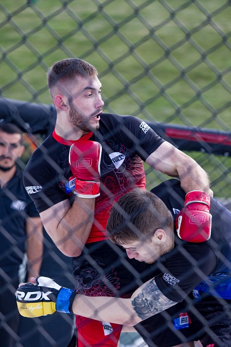 Фестиваль единоборств в День физкультурника на тюменской набережной