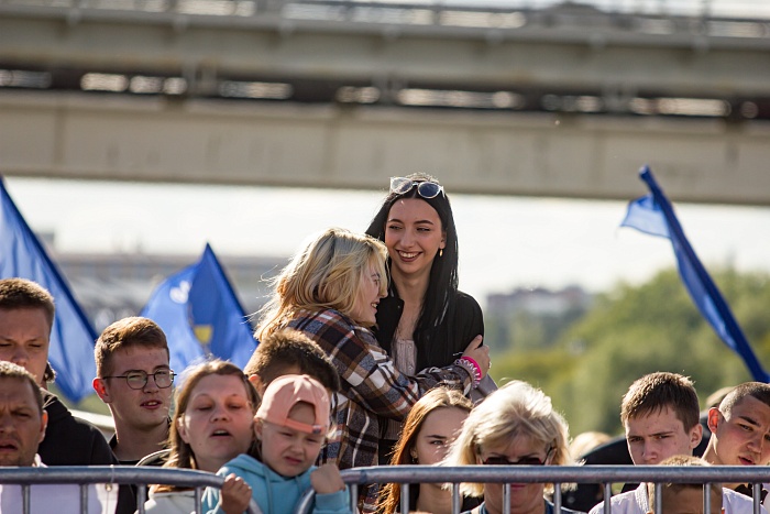Фестиваль единоборств в День физкультурника на тюменской набережной