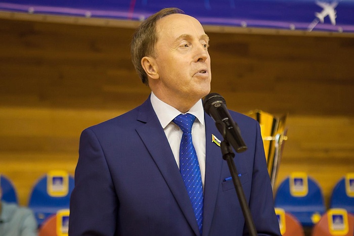 Виктор Рейн: «Внимательно следим за юными  игроками»