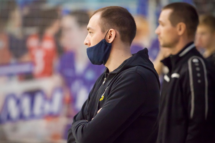 Подопечные Ильдара Нугуманова уступили лидеру