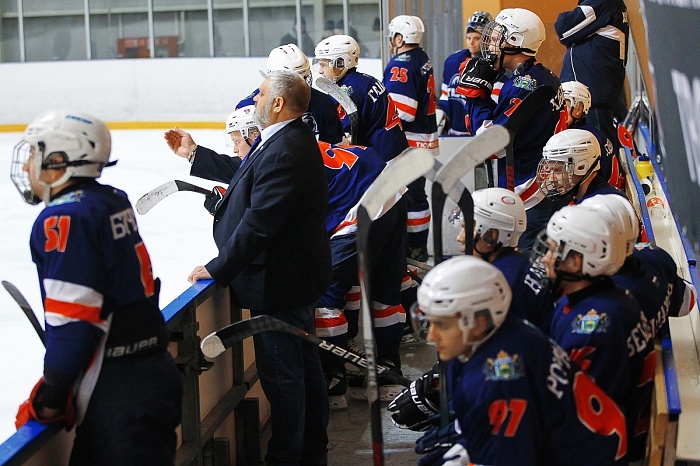 Главный тренер тюменского СХК «Газовик» Юрий Смирнов: «Мы смогли дать бой грозному сопернику»