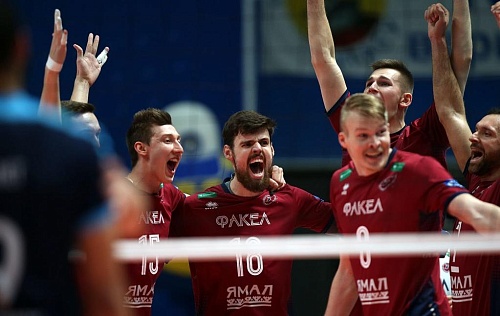 «Факел» прервал победную серию лидера