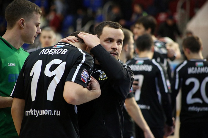 Иван Лобков и Михаил Дикарев. Фото Виктории ЮЩЕНКО