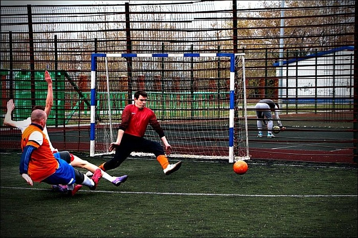 «Сова» забила двадцать два мяча!