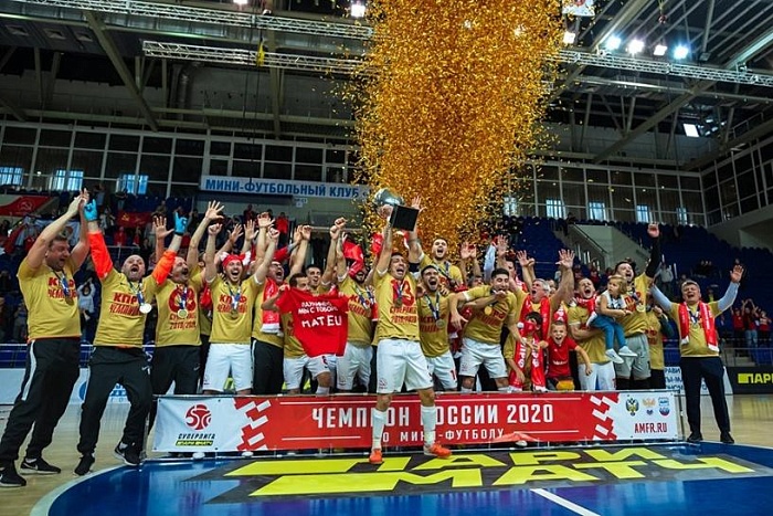 Коммунисты впервые стали чемпионами России