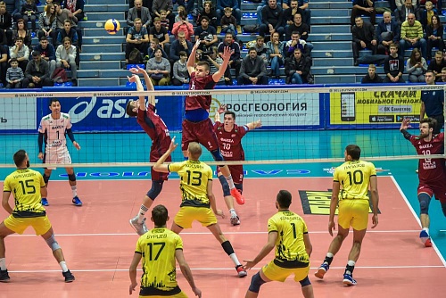 Первый домашний матч принес победу