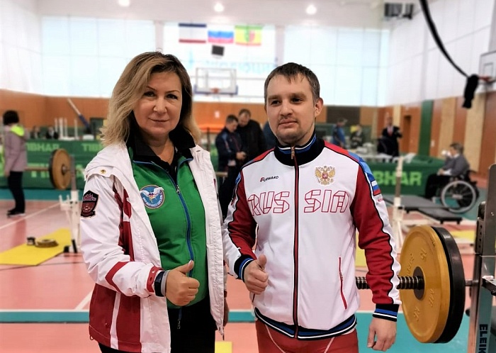 Силачи соперничали на помосте в Евпатории