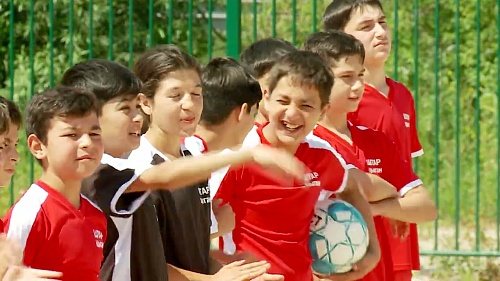 В Тюмени создали первую цыганскую команду по мини-футболу - "Штар"
