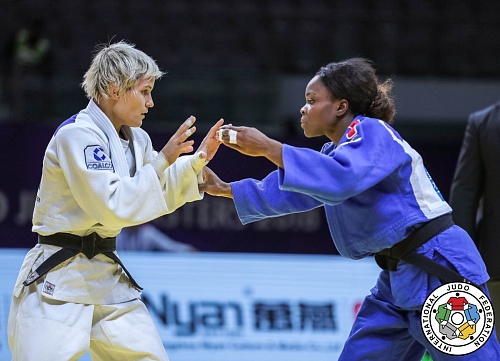 Против Натальи Кузютиной выйдет Сосорбарам