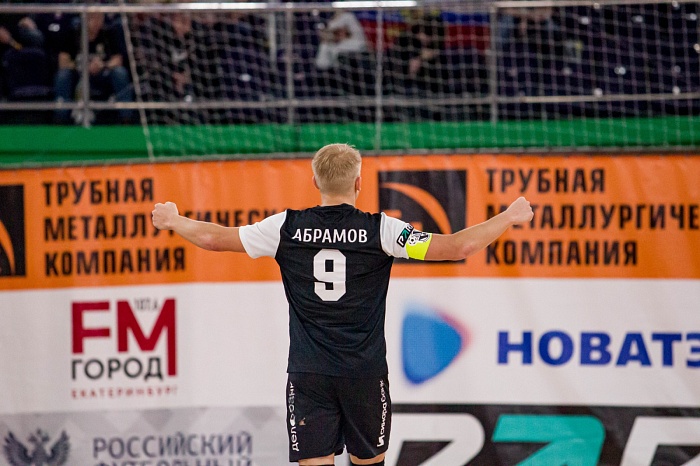 Чемпионат России по мини-футболу среди клубов PARI-Суперлиги. 10-й тур. Вторая игра. МФК «Синара» (Екатеринбург) – МФК «Тюмень» – 10:5