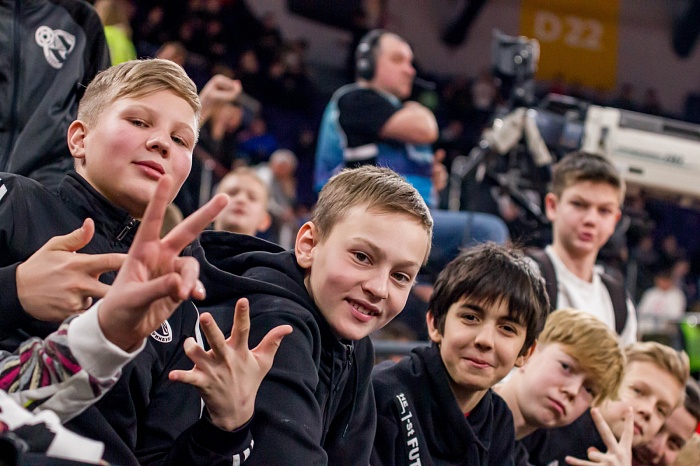 Чемпионат России по мини-футболу среди клубов PARI-Суперлиги. 10-й тур. Вторая игра. МФК «Синара» (Екатеринбург) – МФК «Тюмень» – 10:5