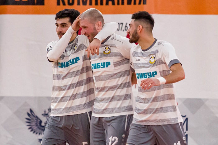 Чемпионат России по мини-футболу среди клубов PARI-Суперлиги. 10-й тур. Вторая игра. МФК «Синара» (Екатеринбург) – МФК «Тюмень» – 10:5