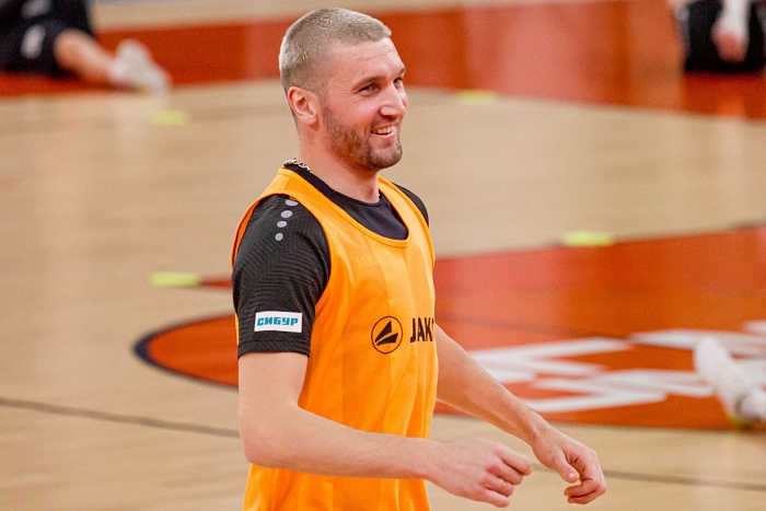 Чемпионат России по мини-футболу среди клубов PARI-Суперлиги. 10-й тур. Вторая игра. МФК «Синара» (Екатеринбург) – МФК «Тюмень» – 10:5