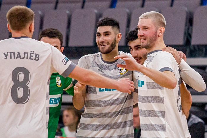 Чемпионат России по мини-футболу среди клубов PARI-Суперлиги. 10-й тур. Вторая игра. МФК «Синара» (Екатеринбург) – МФК «Тюмень» – 10:5