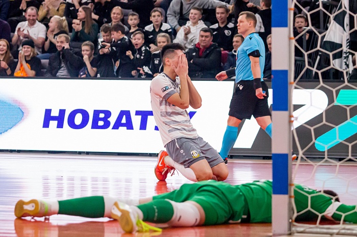 Чемпионат России по мини-футболу среди клубов PARI-Суперлиги. 10-й тур. Вторая игра. МФК «Синара» (Екатеринбург) – МФК «Тюмень» – 10:5