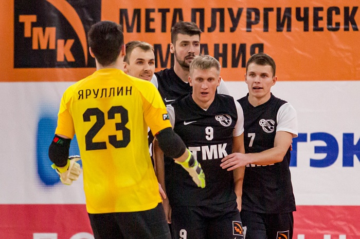 Чемпионат России по мини-футболу среди клубов PARI-Суперлиги. 10-й тур. Вторая игра. МФК «Синара» (Екатеринбург) – МФК «Тюмень» – 10:5