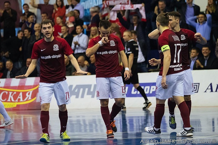 Фото с сайта ПМФК