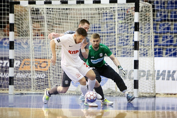 Денер, Максим Емельянов и Сергей Логинов