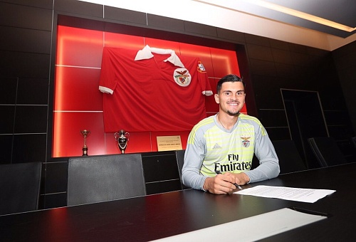 Тюменский голкипер продлил контракт с «Бенфикой»