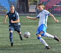 ФК «Челябинск» с помощью автогола обыграл «Химик-Август» и поднялся на первое место во 2-й лиге ( группа 4)